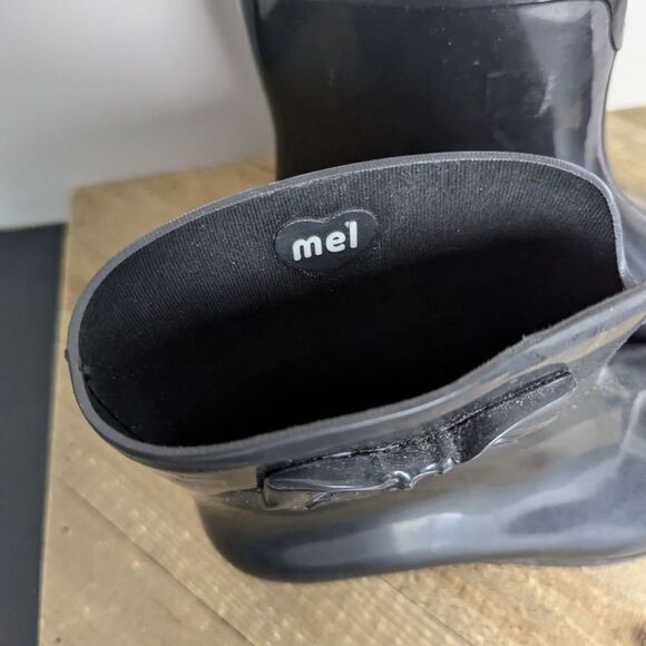 Mel by Melissa wellington boots black rain booties with bow 7 - Picture 4 of 11